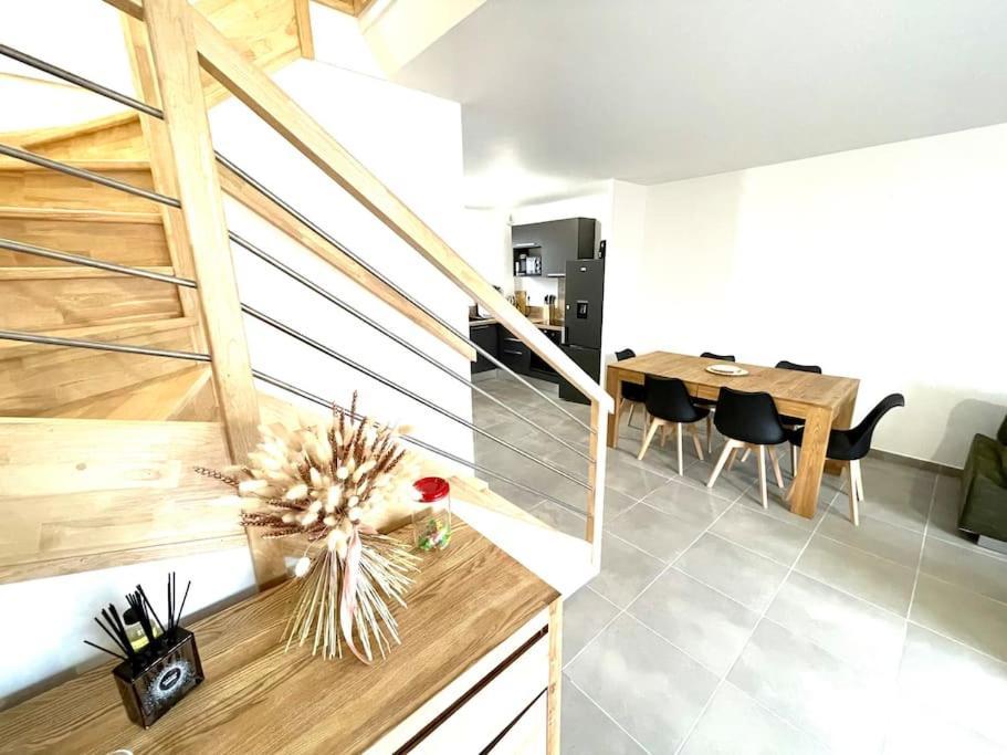 Villa 8 Personnes Bord De Mer Climatisee Saintes-Maries-de-la-Mer Buitenkant foto